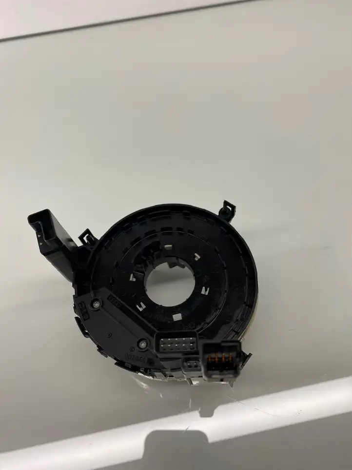 Audi A4 S4 B6 8E 8H (2000 - 2006) 8E0953541C Контактное кольцо SRS — фото 2