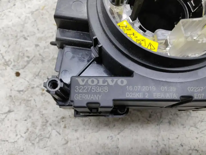 Volvo XC40 (2017 - ) 32275368 Контактное кольцо SRS — фото 3