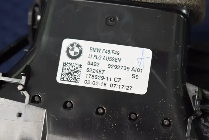 BMW X1 F48 F49 (2015 - 2022) 9292739 Воздушная решетка панели — фото 3