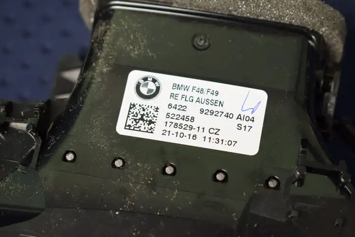 BMW X1 F48 F49 (2015 - 2022) 9292740 Воздушная решетка панели — фото 3