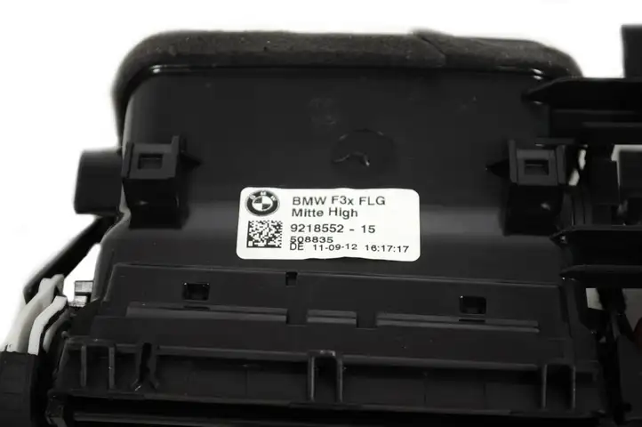 BMW 3 F30 F35 F31 (2012 - 2018) 9218550 Воздушная решетка панели — фото 8