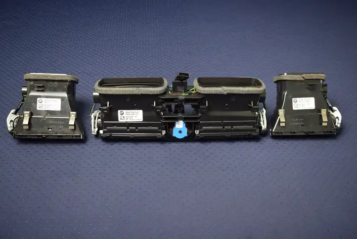BMW (2013 - 2017) 9218549 Воздушная решетка панели — фото 2