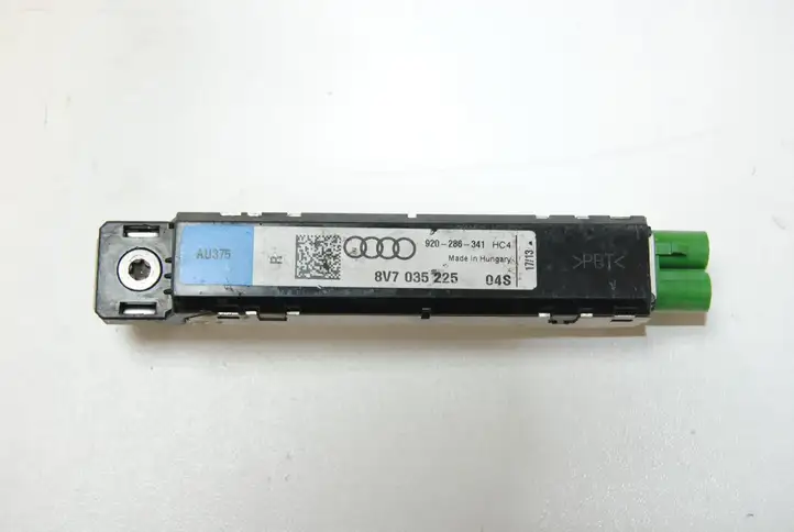 Audi A3/S3 8V (2012 - 2016) 8V7035225 Усилитель антенны — фото 1
