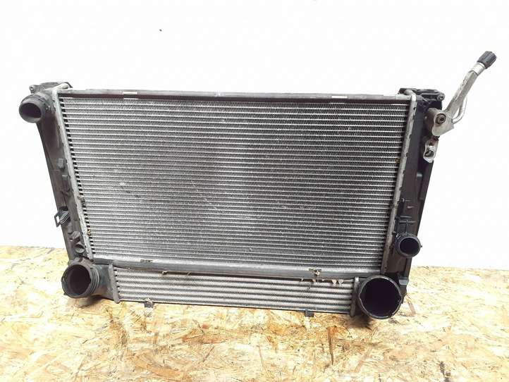 BMW 1 E81 E87 (2004 - 2011)  780153905 Комплект радиаторов