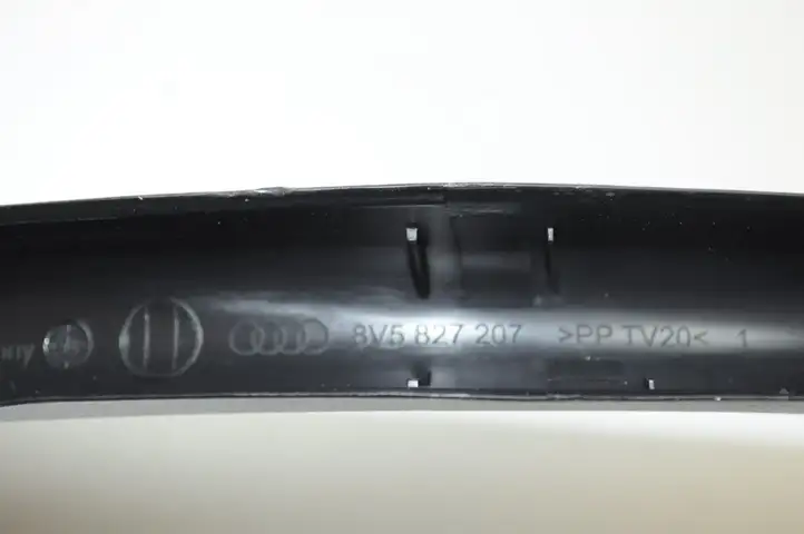 Audi A3/S3 8V (2012 - 2016) 8V5827207 Другая часть кузова — фото 3