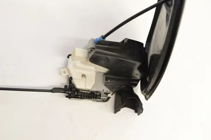 Audi A3/S3 8V (2012 - 2016) 8V5837915A Замок ручки двери — фото 3
