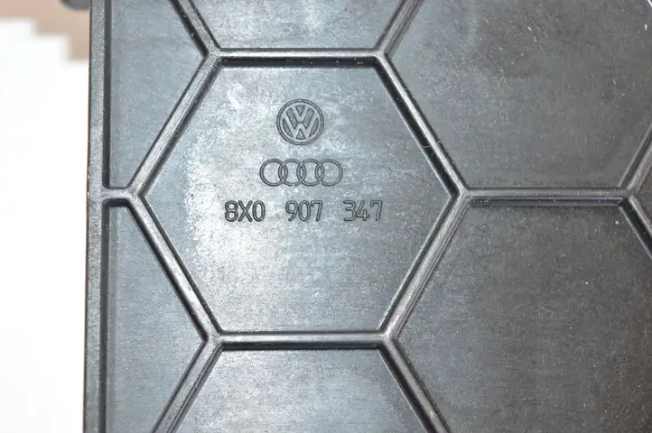 Audi S1 (2014 - 2019) 8X0907347 Другая часть кузова — фото 4