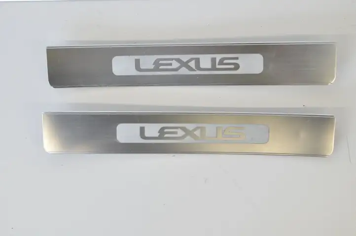 Lexus GS 300 350 430 450h (2004 - 2007) Внутренняя обшивка порога (комплект) — фото 4