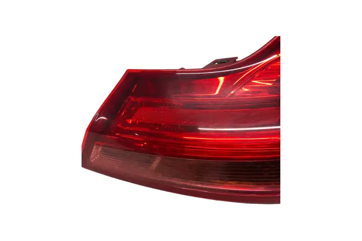 Opel Insignia A (2008 - 2017) 13226857 Задний фонарь в крышке багажника — фото 4