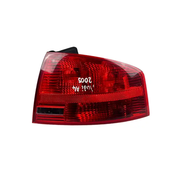 Audi A4 S4 B7 8E 8H (2004 - 2009) 8E5945096A Задний фонарь в кузове — фото 1