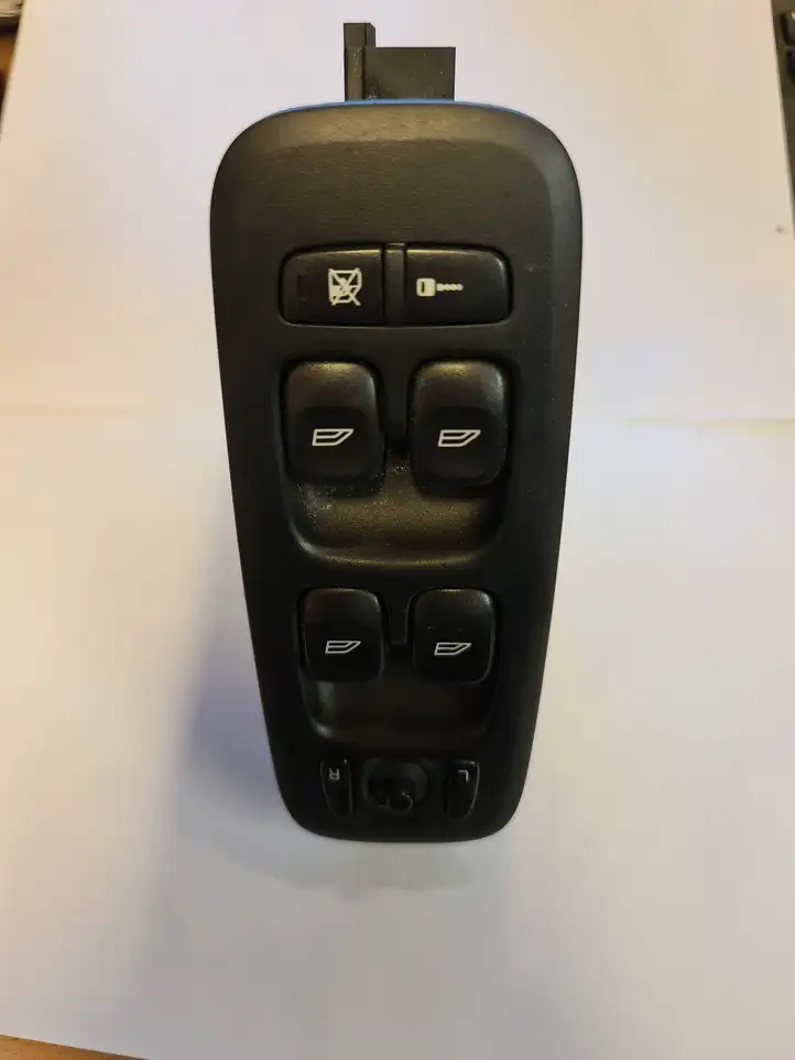 Volvo V70 (2004 - 2007) 30773895 Кнопка стеклоподъемников — фото 3