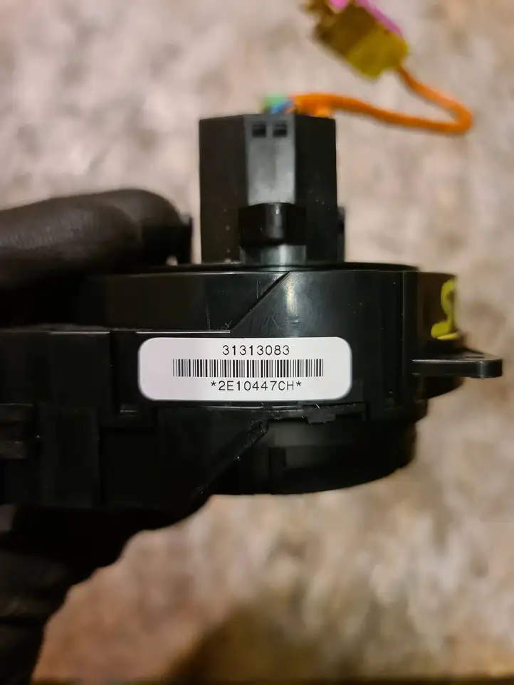 Volvo V70 (2004 - 2007) 31313083 Контактное кольцо SRS — фото 9