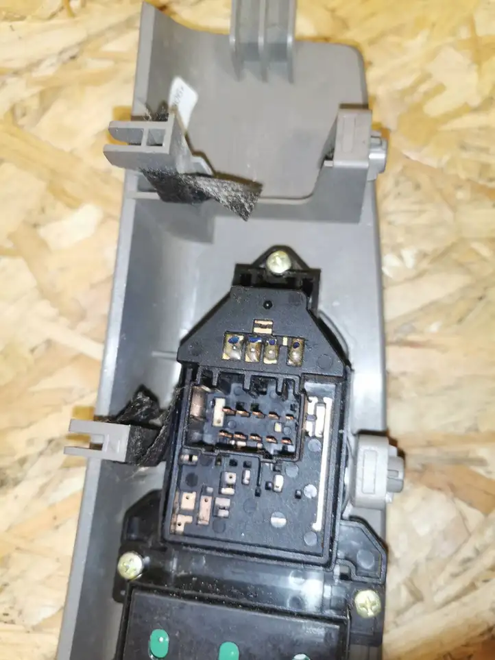 Hyundai Santa Fe (2005 - 2009) 93570-2B140BS Блок кнопок стеклоподъемников — фото 4
