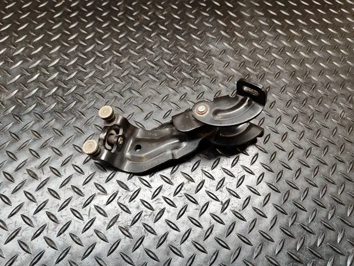 Seat Alhambra (Mk2) (2010 - 2017) 7N0843336F Средняя направляющая ролика раздвижной двери — фото 1
