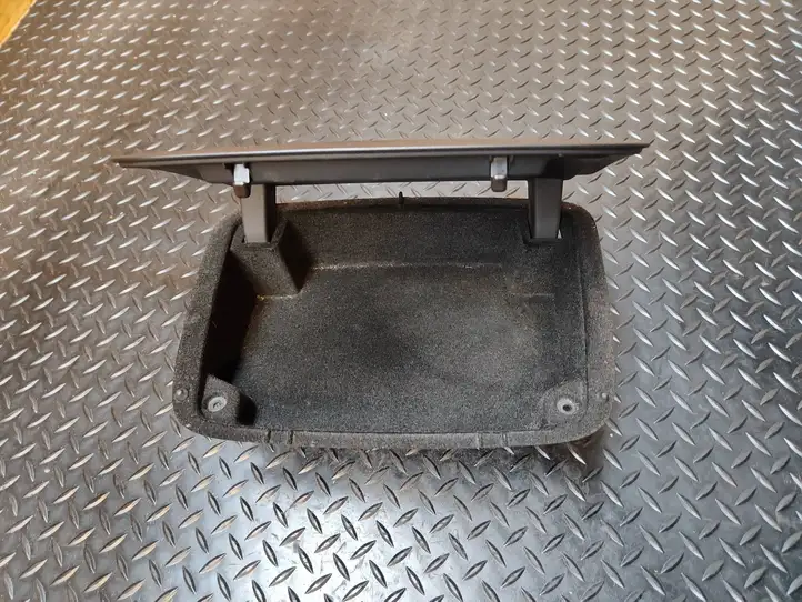 Seat Alhambra (Mk2) (2010 - 2017) 7N0857922 Вещевой ящик — фото 4