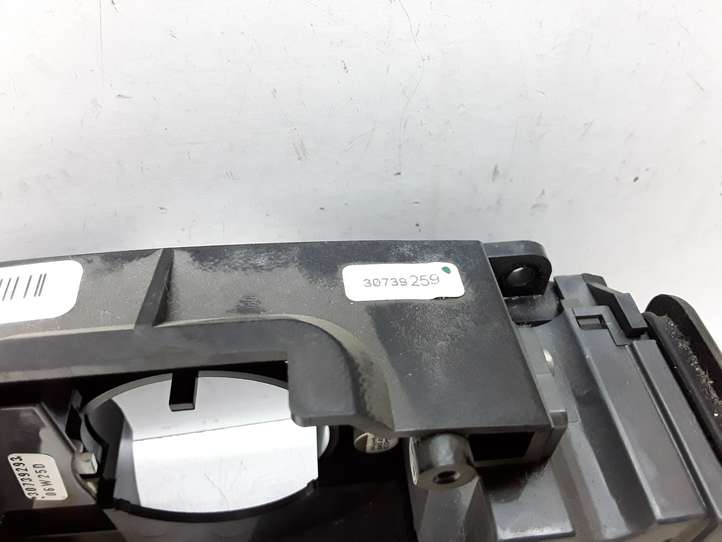 Volvo V70 (2004 - 2007)  30739259 Комплект ручек