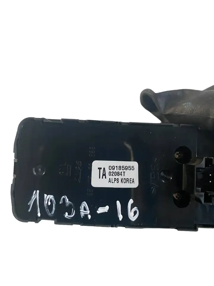 Opel Signum (2002 - 2008) 09185955 Блок кнопок стеклоподъемников — фото 4