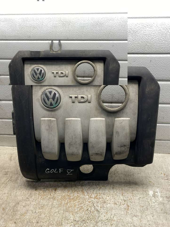 Volkswagen Golf V (2003 - 2009)  03G103925AA Крышка двигателя (отделка)