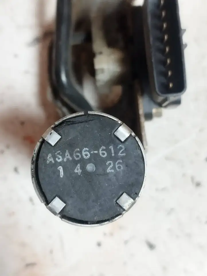 Mitsubishi Pajero (1999 - 2003) ASA66612 Педаль акселератора — фото 2