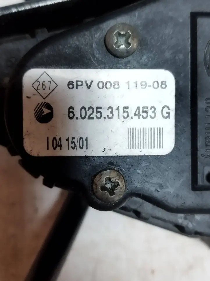 Renault Espace IV (2002 - 2006) 6025315453G Педаль акселератора — фото 2