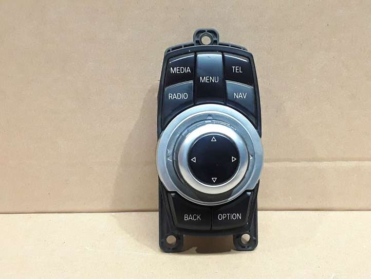 BMW 5 F10 F11 (2009 - 2016)  9286699 Мултифункционный включатель управления / ручка