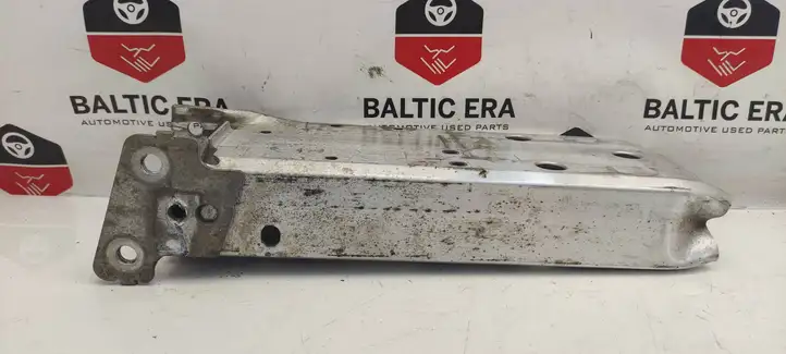 BMW 3 F30 F35 F31 (2012 - 2018) 51117266192 Усилитель переднего бампера — фото 1