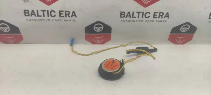 BMW 3 F30 F35 F31 (2012 - 2018) 9226357 Твитер задних дверей — фото 2