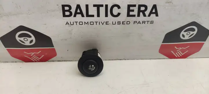 BMW 3 F30 F35 F31 (2012 - 2018) 9272858 Кнопка фаркопа в багажнике — фото 1