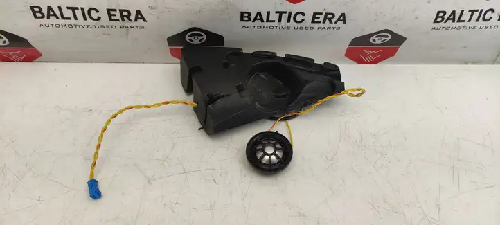 BMW 3 F30 F35 F31 (2012 - 2018) 9226357 Твитер задних дверей — фото 1