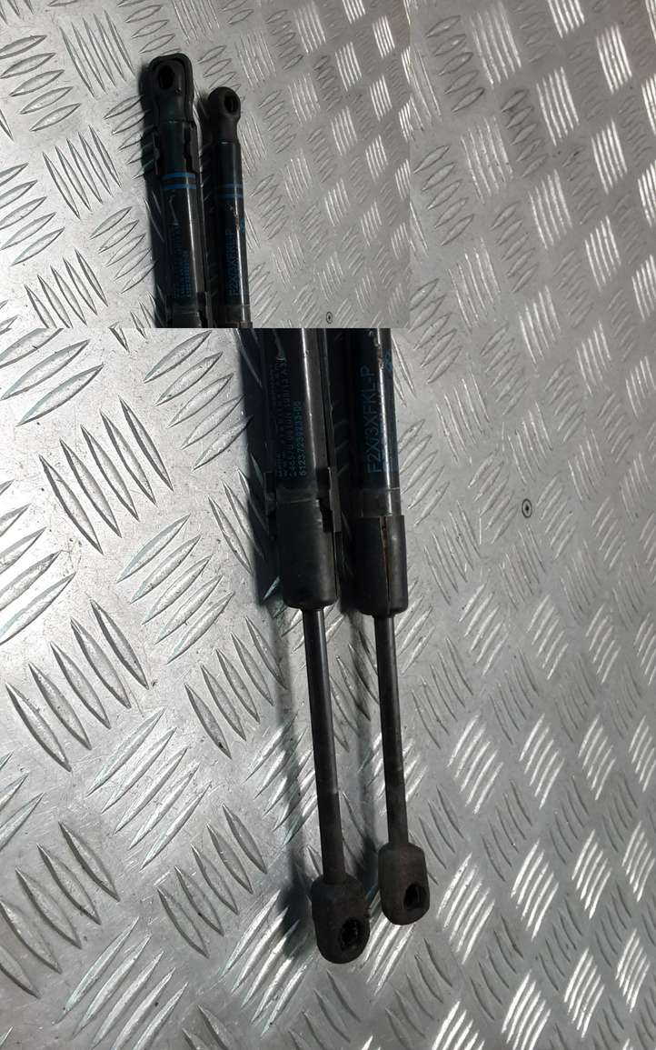 BMW 3 F30 F35 F31 (2012 - 2018)  51237239233  Амортизатор капота