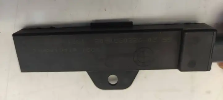 BMW 3 F30 F35 F31 (2012 - 2018) 9220831 Антенна бесключевого доступа — фото 4