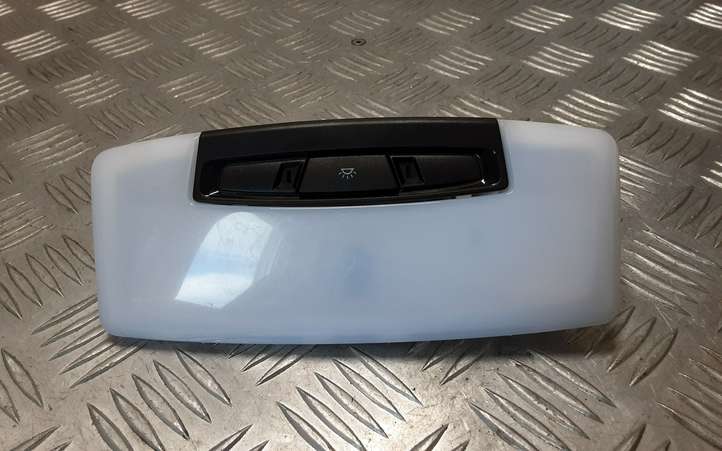 BMW 3 F30 F35 F31 (2012 - 2018)  180666 Передняя подсветка