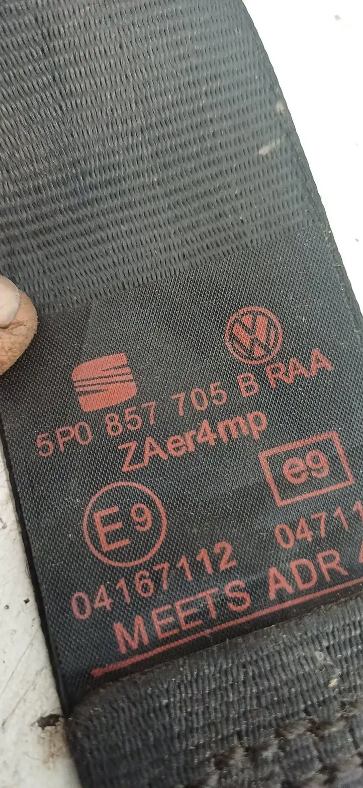 Seat Altea XL (2004 - 2015) 5P0857705 Передний ремень безопасности — фото 1