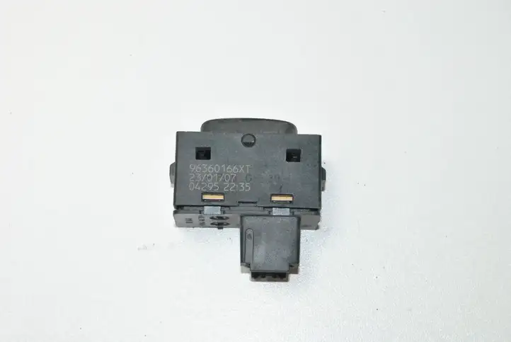 Peugeot 407 (2004 - 2011) 96360166XT Кнопка стеклоподъемников — фото 3