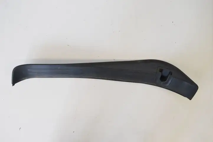 Subaru Outback (2007 - 2009) 94061AG020 Внутренняя обшивка порога (комплект) — фото 2
