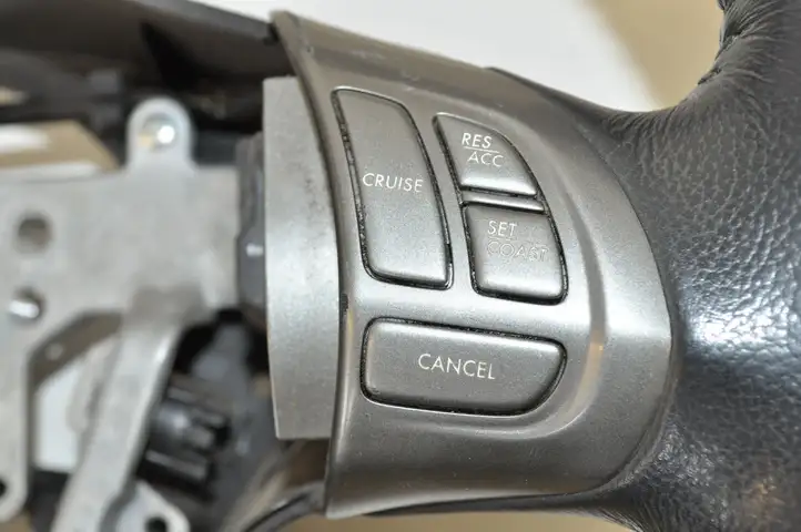 Subaru Outback (2007 - 2009) Руль — фото 3