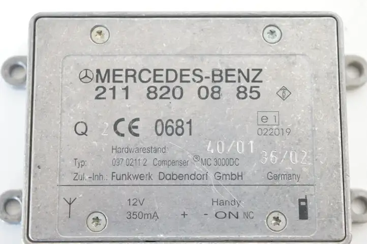 Mercedes-Benz ML W164 (2005 - 2011) A2118200885 Усилитель антенны — фото 3