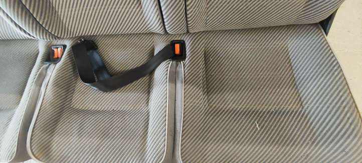 Volkswagen Transporter-Caravelle (1990 - 2003)   Третьи ряд