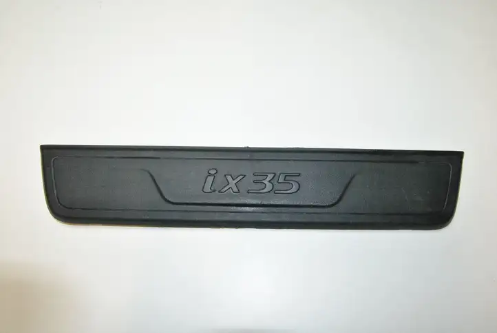 Hyundai ix35 (2009 - 2013) 858732Y100 Внутренняя обшивка порога (комплект) — фото 7