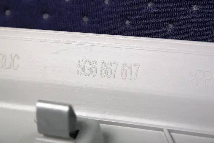 Volkswagen Golf VII (2013 - 2019) 5G6867617 Прочие детали салона — фото 3