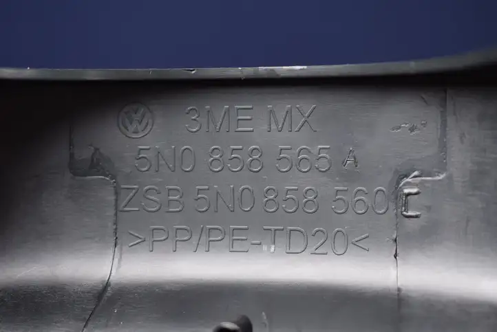 Volkswagen Beetle A5 (2011 - 2018) 5N0858565A Обшивка рулевой колонки — фото 4