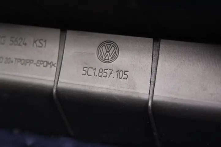 Volkswagen Beetle A5 (2011 - 2018) 5C1857105 Прочие детали салона — фото 4