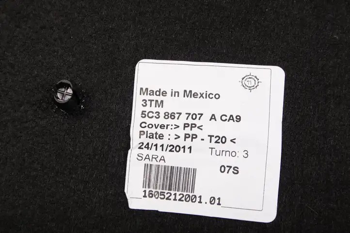Volkswagen Beetle A5 (2011 - 2018) 5C3867707A Прочие детали салона — фото 3