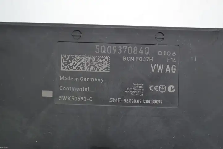Audi A3/S3 8V (2012 - 2016) 5Q0937084Q Модуль управления кузовом (BCM) — фото 4