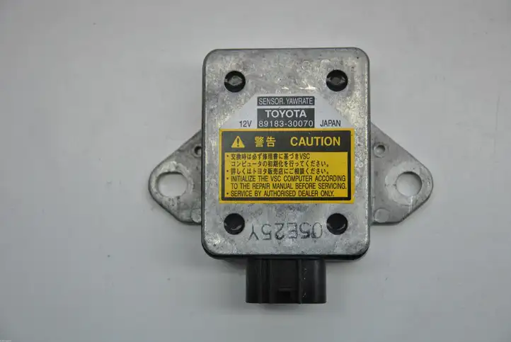 Lexus GS 300 350 430 450h (2004 - 2007) 8918330070 Датчик ускорения — фото 1