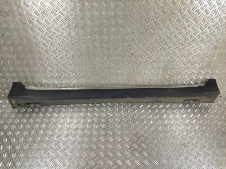 Kia Sportage (2016 - 2018) 87754F1010 Порог кузова — фото 1
