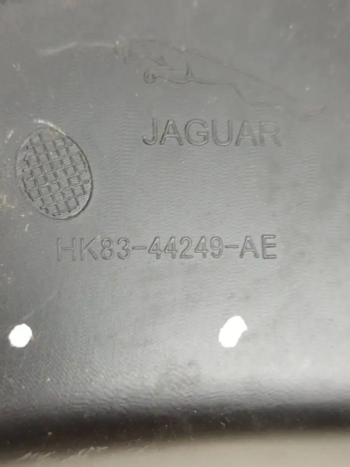 Jaguar F-Pace (2016 - ) HK8344249AE Прочая отделка багажника — фото 3