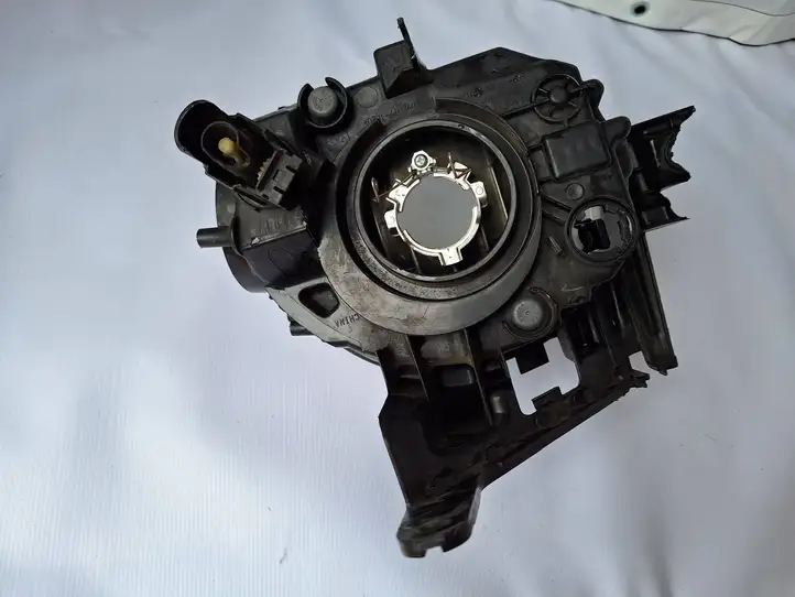 Nissan Juke I F15 (2010 - 2018) HCR660 Передняя фара — фото 7