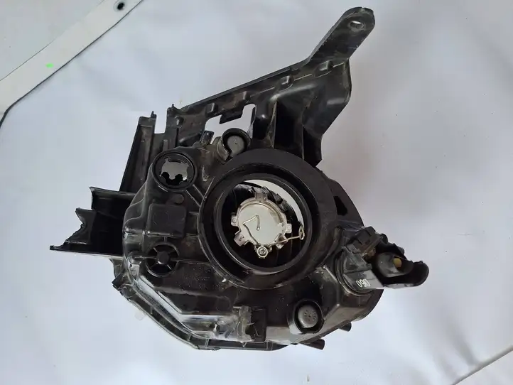 Nissan Juke I F15 (2010 - 2018) HCR660 Передняя фара — фото 8