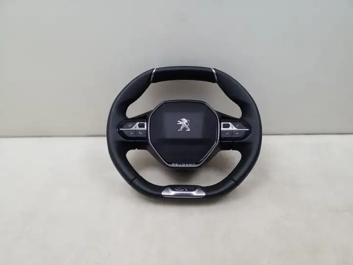 Peugeot 2008 II (2019 - ) Руль — фото 1
